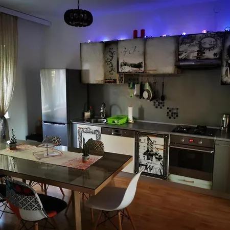 M&m * Kaštela